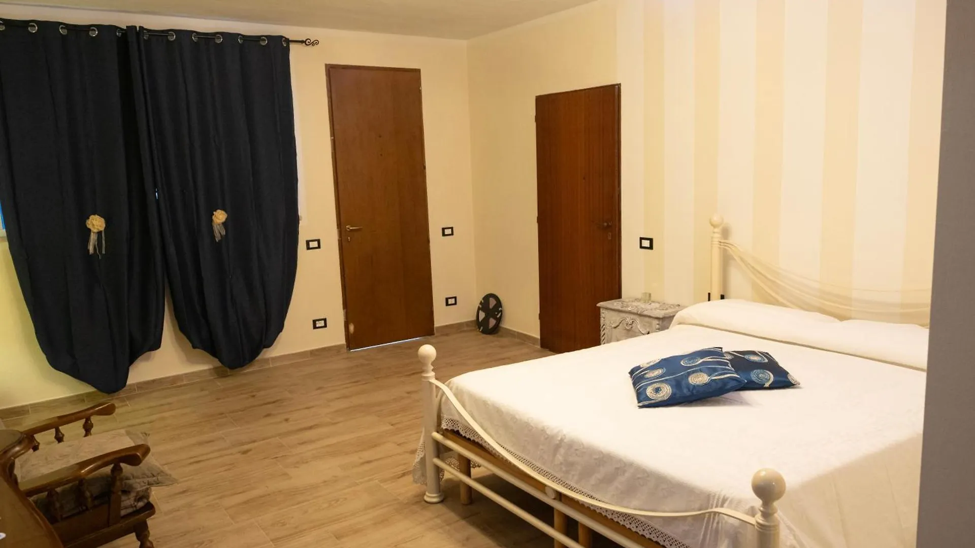 Villa Il Rustichino, Country Villa With Pool Soianella Italy