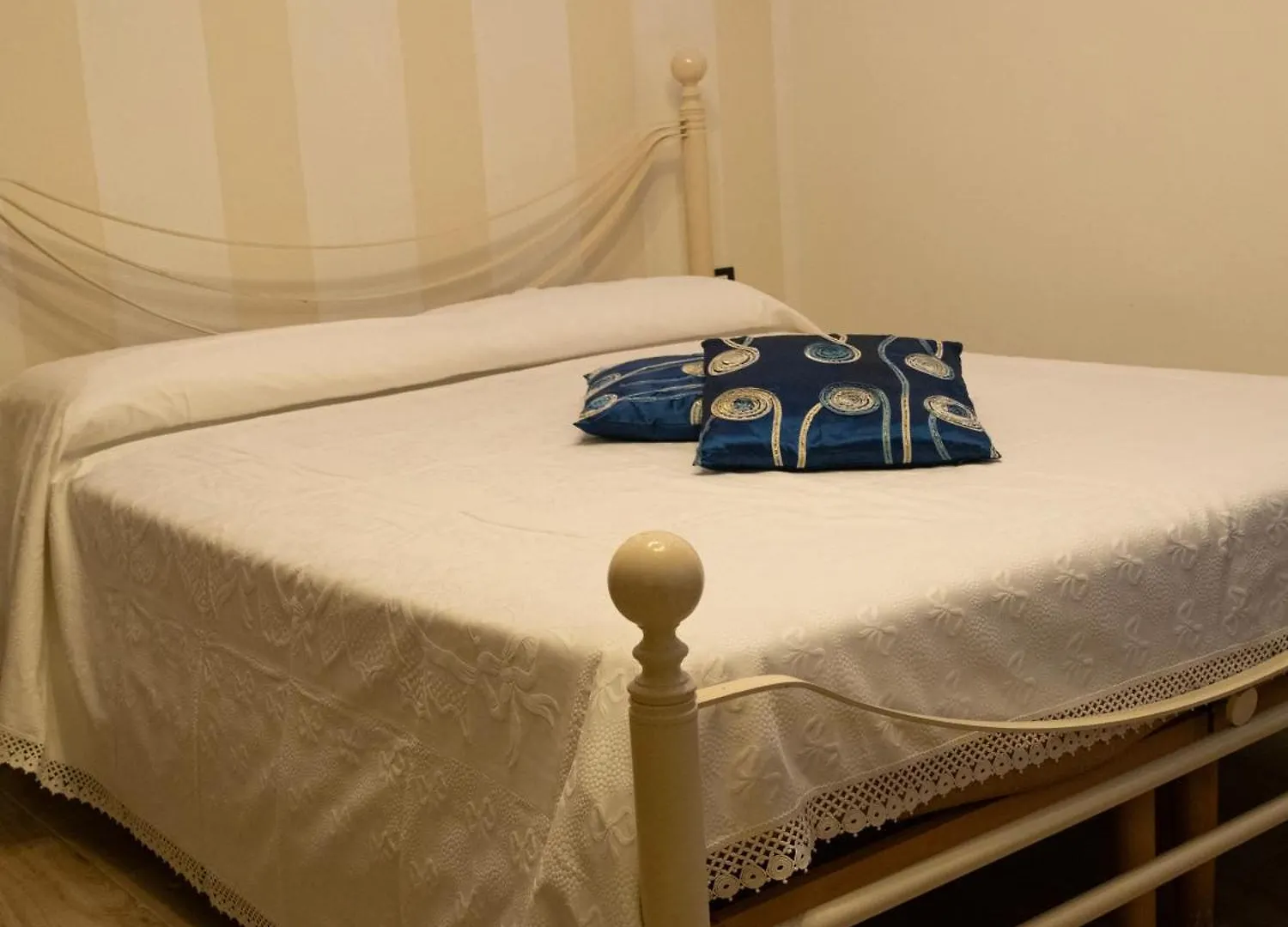 Villa Il Rustichino, Country Villa With Pool Soianella